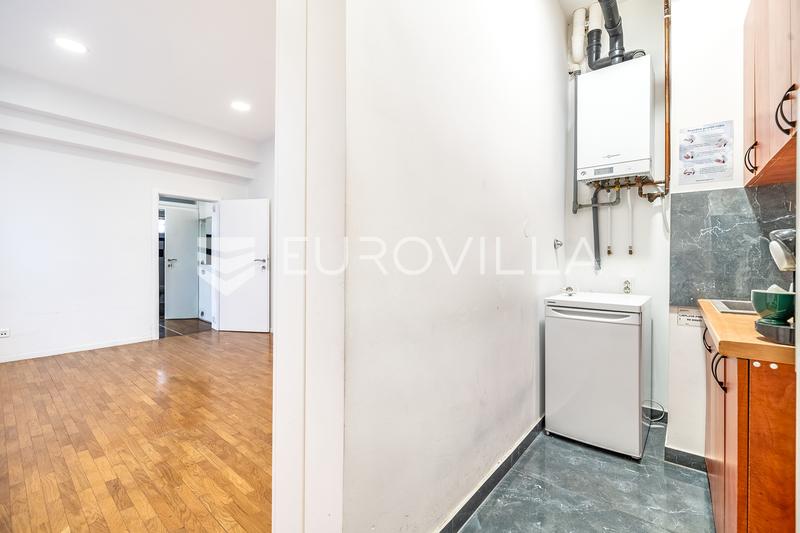 Zagreb, Ciudad Baja, centro estricto de la ciudad, espacio de oficina de 105 m² en la planta baja elevada - 6