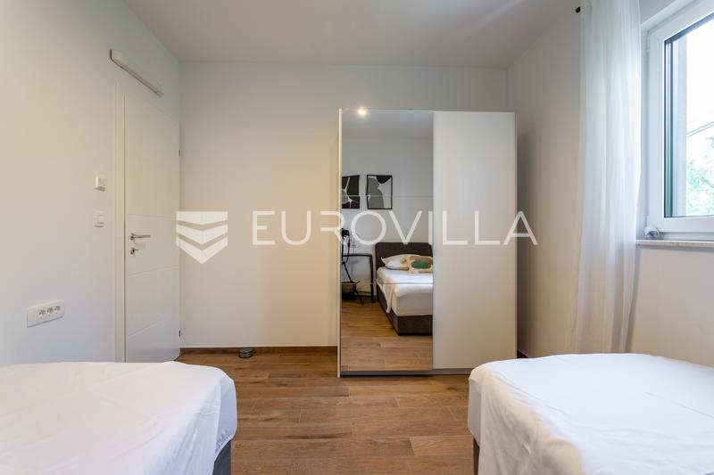 Seget Donji, nicely decorated two-bedroom apartment on the first floor - 8