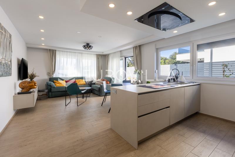 Istrie, région de Rovinj - appartement moderne neuf avec piscine et jardin privé, à 500 m de la mer - 8