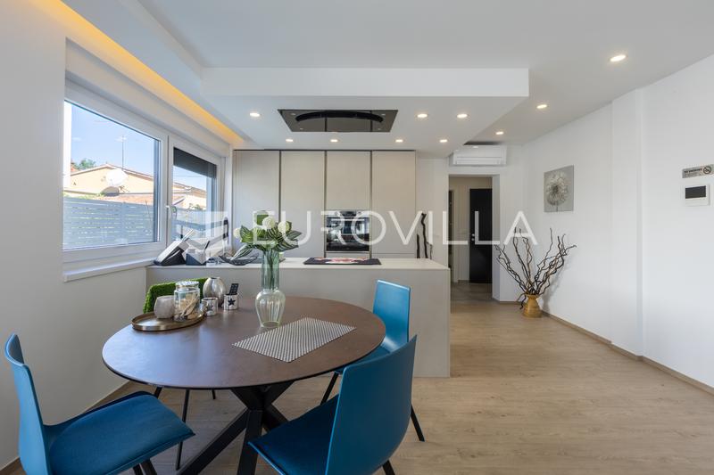 Istrie, région de Rovinj - appartement moderne neuf avec piscine et jardin privé, à 500 m de la mer - 13