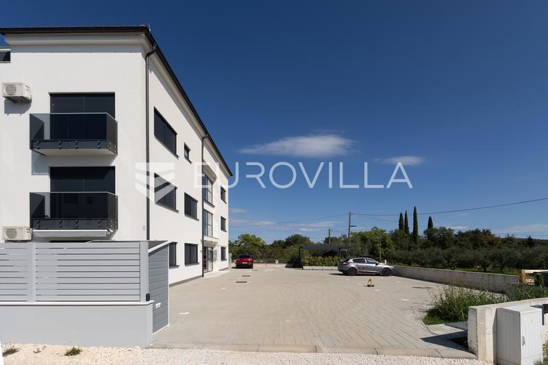Istrie, région de Rovinj - appartement moderne neuf avec piscine et jardin privé, à 500 m de la mer - 20