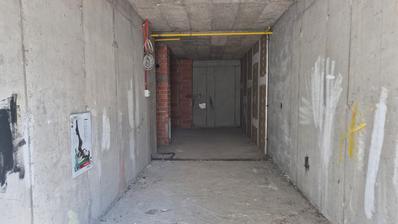 Zagreb, Kustošija, local comercial a pie de calle de 53,50 m² en la planta baja, en bruto