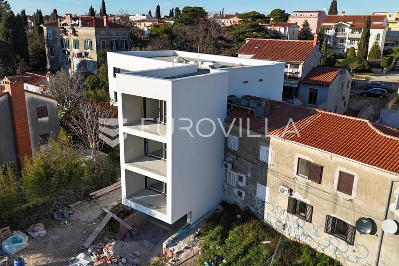Istra, Rovinj, 1st Floor Two Bedroom Apartment 80,80 m²