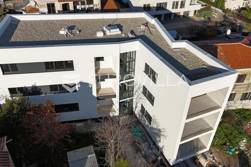 Istra, Rovinj, 1st Floor Two Bedroom Apartment 80,80 m²