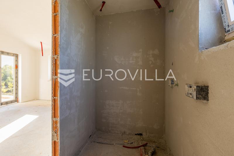 İstirya, Poreč, havuzlu modern ev ileri kaba inşaat aşamasında - 34