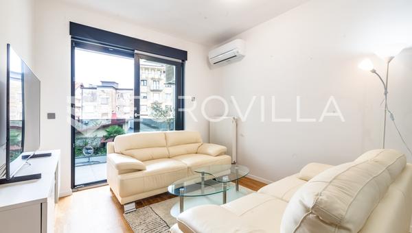 Tresnjevka, Rua Zlatarska, apartamento de um quarto no 1º andar com garagem.