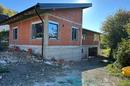 Stort, moderne familiehus under opførelse, med en bæk og udsigt til naturen - 3