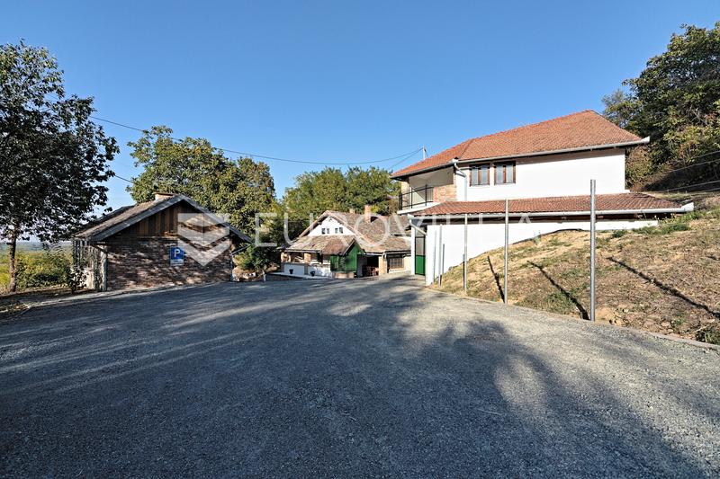 Draz, Draz - Un domaine viticole exclusif au cœur de la Baranja - 8