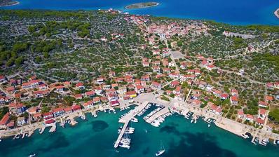Sibenik, Kaprije, bouwgrond met zeezicht, 636 m²