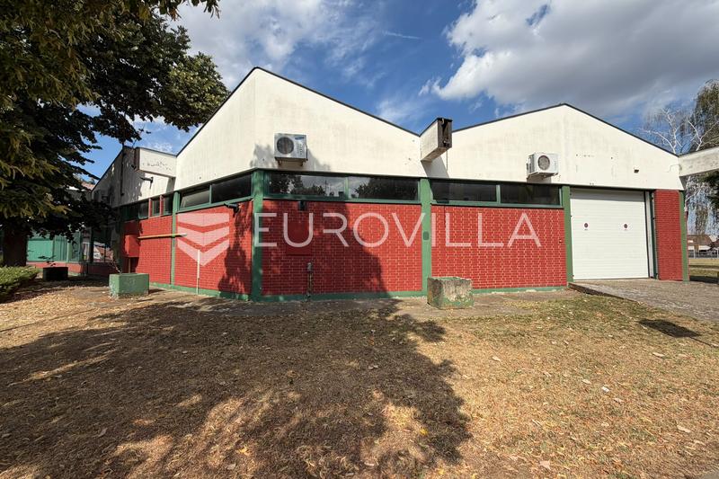 Dakovo, strenges Stadtzentrum - 500 m² Gewerbefläche zu vermieten - 12
