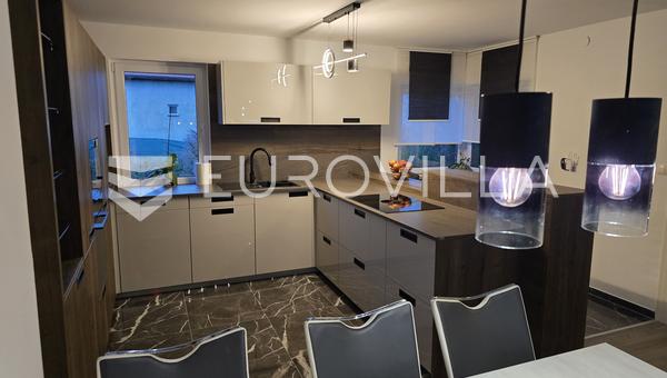 Čakovec, Novo Selo Rok, une belle maison familiale d'une superficie de 308 m².