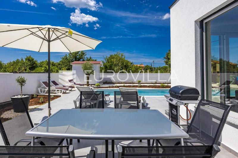 Istra, Štokovci, pet friendly vila s bazenom za dugoročni najam - 12