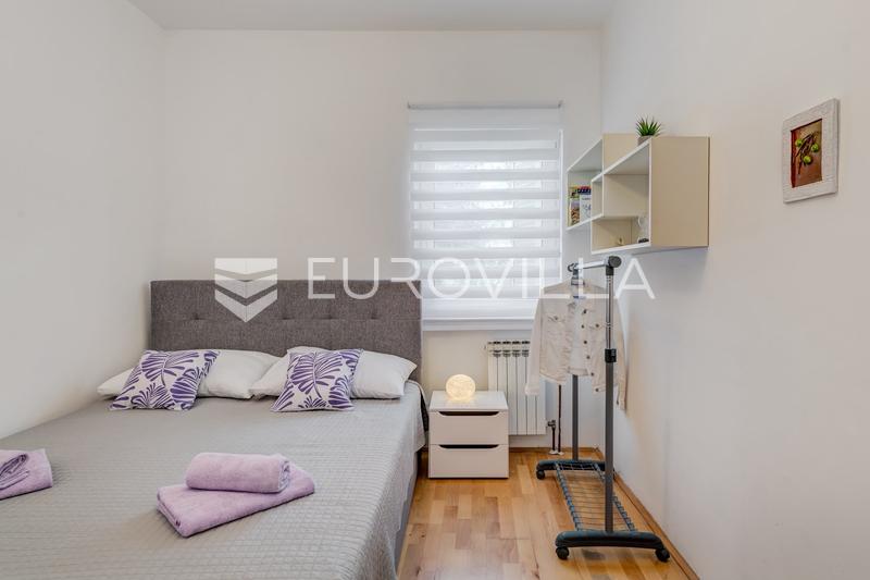Jesenice, Zwei-Zimmer-Wohnung mit wunderschönem Meerblick - 10