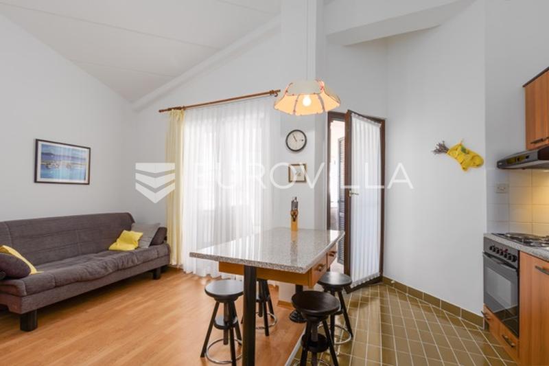 Istra, Barbariga, elegantan i svijetao stan 44 m² s dvije velike terase na 1. katu - 13