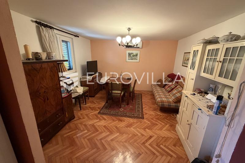 Hvar, Stari Grad, dvoupodlažní dům v centru města - 13