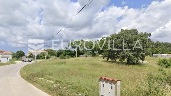 Svetvincenat, Jursici - kayıtlı inşaat ve projesi olan imarlı arsa, 828 m2