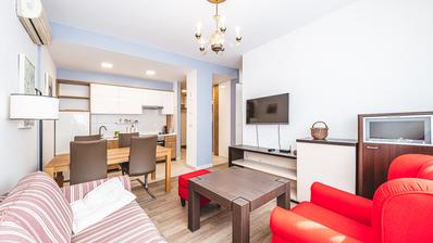 Zagreb, Maksimir, trosoban stan 54 m², PRVI NAJAM