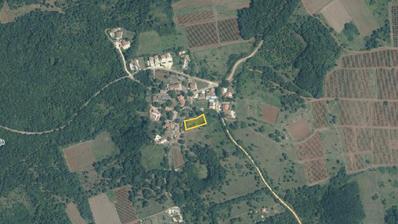 Istra, Višnjan (okolica) - građevinsko zemljište 1080 m2 u mirnome mjestu