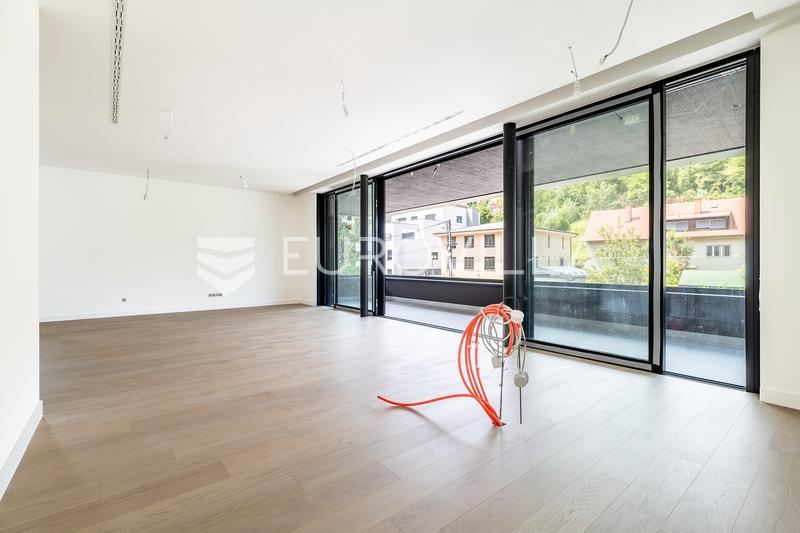 Tuskanac, Kraljevec, treroms leilighet i 1. etasje 205 m² NYBYGG - 2