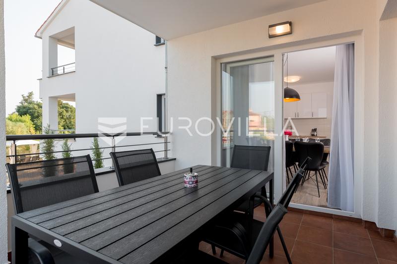 Isztria, Peroj, két hálószobás apartman, fűtött medence, mediterrán kert - 9