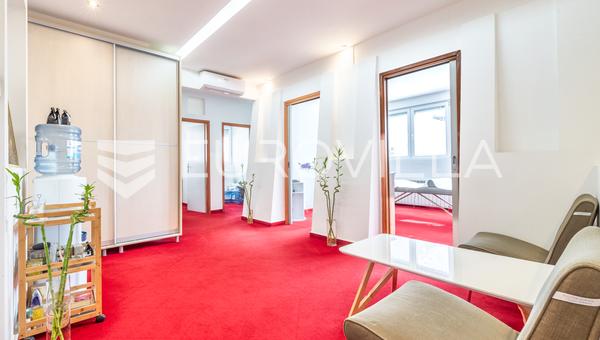 Zagreb, Vukovarska, espaço de escritório de dois andares com 107 m²