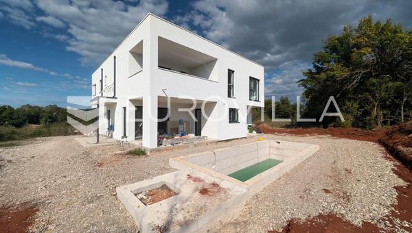 Istrien, Radeki Glavica, hus med swimmingpool, nybyggeri