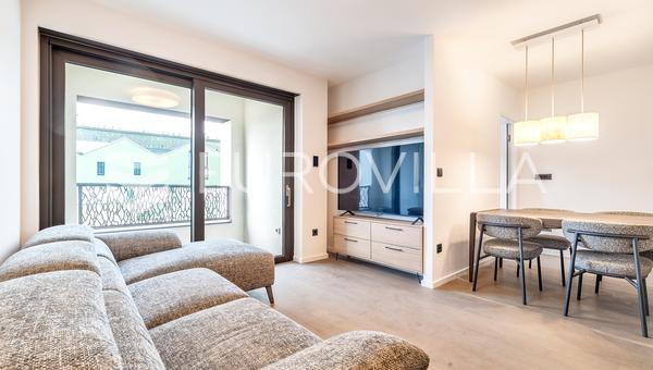 Zagreb, Trešnjevka North, furnished three-room apartment 85 m², garage parking space, NEW BUILDING