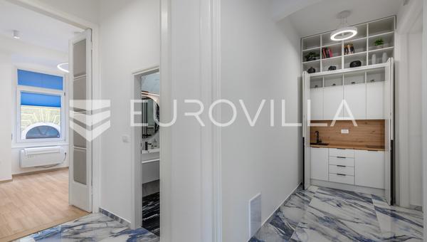 Rijeka, Centar, luksuzno uređen poslovni prostor 87 m²