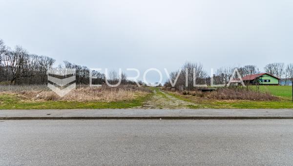 Ludbreg, byggegrund med et samlet areal på 6.986 m².
