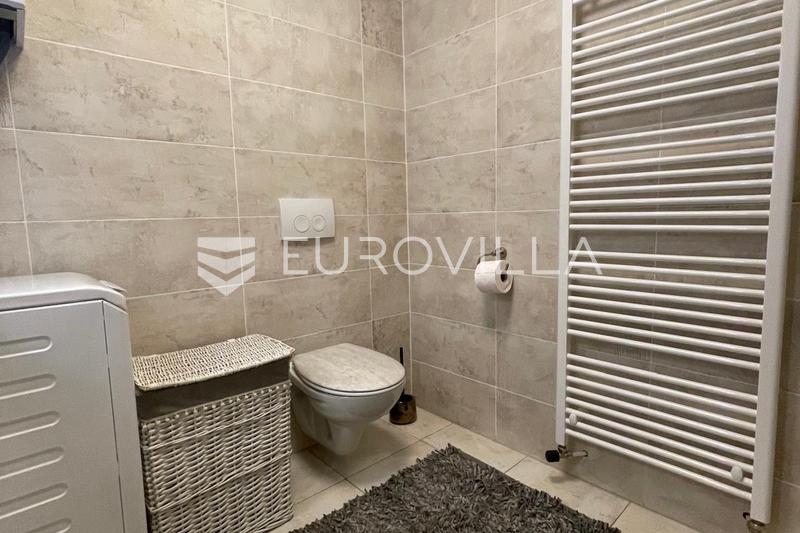 Rijeka, Srdoci, Kiralık Üç Yatak Odalı Daire, 67,70 m² ve Otopark Alanı - 20