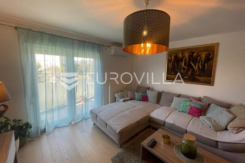 Rijeka, Srdoci, Kiralık Üç Yatak Odalı Daire, 67,70 m² ve Otopark Alanı - 3