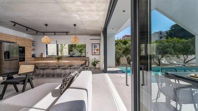 Brac, villa moderne et luxueuse avec piscine