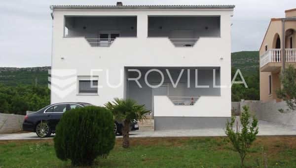 Krusevo, Crna Punta, hermosa casa en primera línea de mar con tres unidades residenciales
