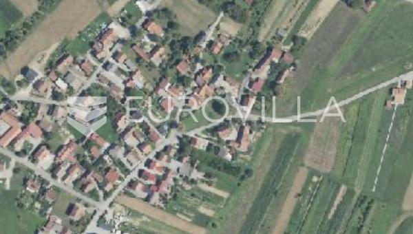 Donji stupnik, byggegrund 1757 m² på en fantastisk beliggenhed