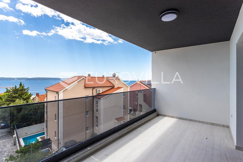 Ciovo, Okrug Gornji, three-bedroom apartment with private roof terrace - 2