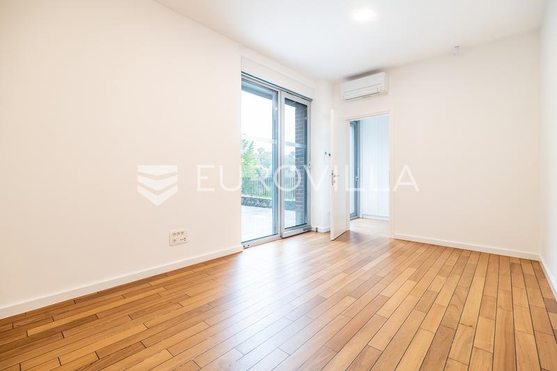 Zagreb, Tuškanac, Kraljevec, exclusief meergezinsappartement verdeeld over drie niveaus, 422 m², garage - 21