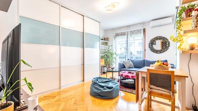 Zagreb, Vrbani III, eine komfortable Zweizimmerwohnung mit einem Abstellraum von 41 m²