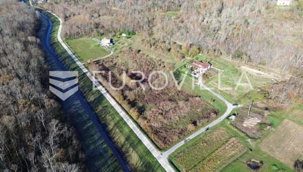 Motovun, Livade - FIRSAT doğayla çevrili ideal arsa
