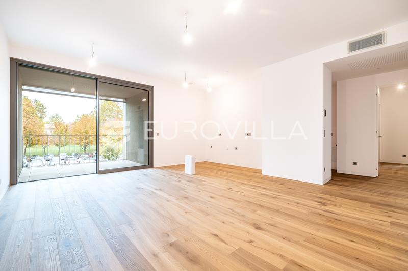 Zagreb, Centre-ville, Appartement de trois chambres, 110 m², Deux places de parking en garage, Cave, Neuf - 2