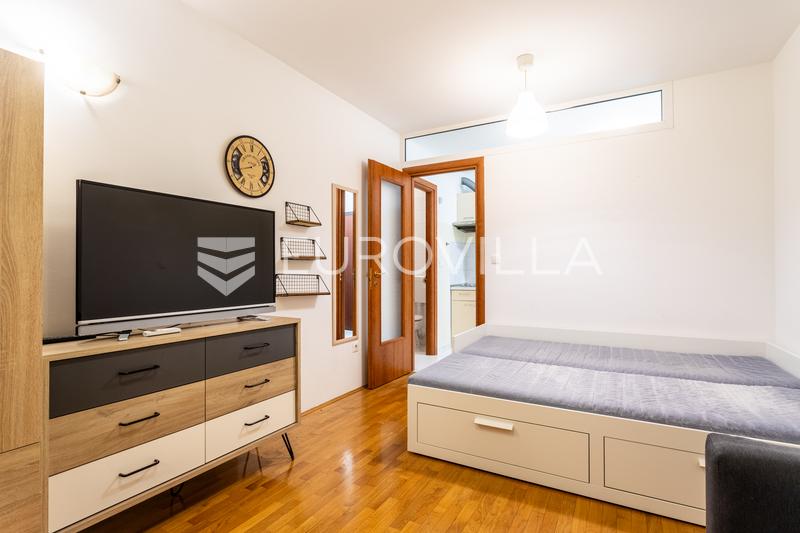 Split, Dragovode, 28 m² yksiö - 1