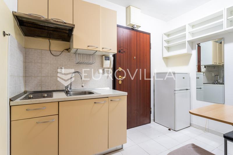 Split, Dragovode, 28 m² yksiö - 4