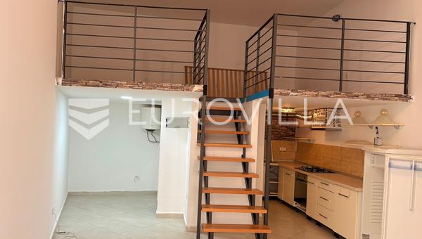 Labin, Gamle By Labin, funktionelt erhvervslokale