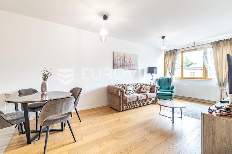 Záhřeb, ulice Crnomerec-Domobranska, byt 2+kk 74 m² a garážové stání - 2