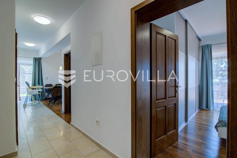 Senj, Haus mit vier Wohnungen und einem Swimmingpool, 346 m² - 24