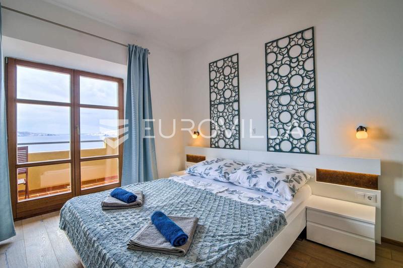 Senj, Haus mit vier Wohnungen und einem Swimmingpool, 346 m² - 19