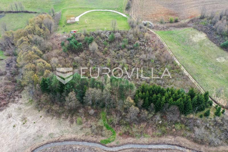 Rakovica, landbrugsjord 5600 m², fremragende beliggenhed - 1