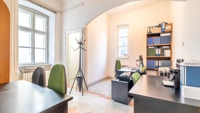 Zagreb, Palmotićeva, uređen poslovni prostor 97 m²