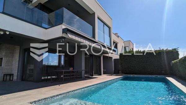 Istra, Poreč - Moderna luksuzna vila 500 m od morja