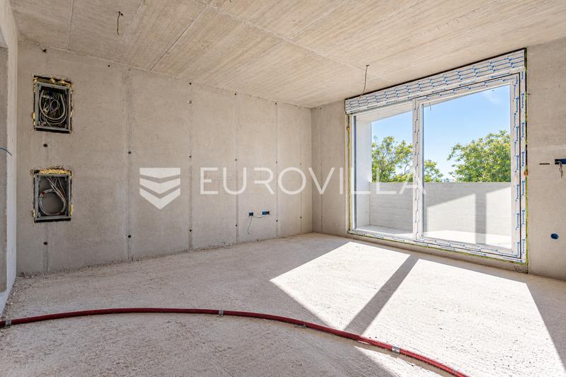 Solin, Mezanovci, iki yatak odalı daire ve loggia - 1