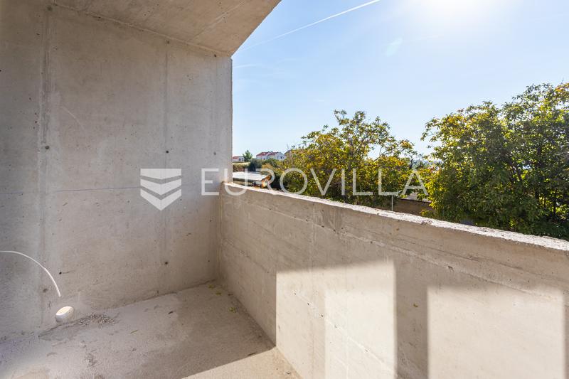 Solin, Mezanovci, iki yatak odalı daire ve loggia - 7